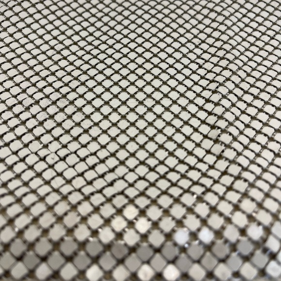 Whiting & Davis Creamy Crossbody Bag - Picture 6 of 7